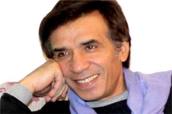 الفنان مفيد عاشور