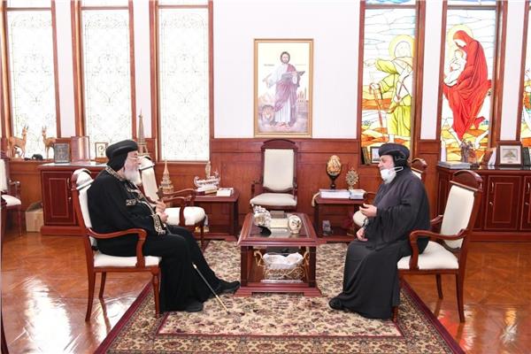  البابا تواضروس يستقبل نيافة الأنبا أندراوس     