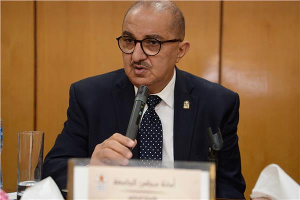 الدكتور طارق الجمال رئيس جامعة أسيوط