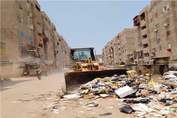 رفع تراكمات القمامة