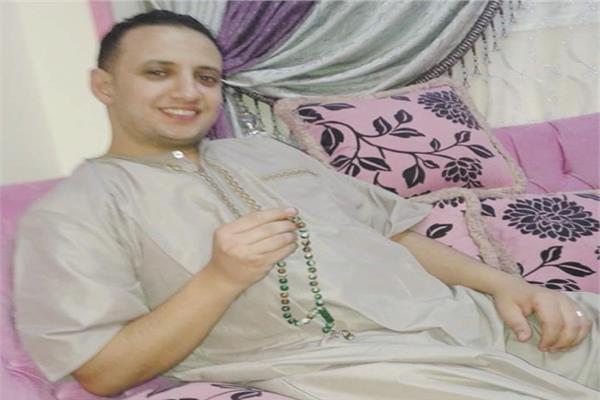 عمرو عاطف منقذ أبناء قريته من الغرق