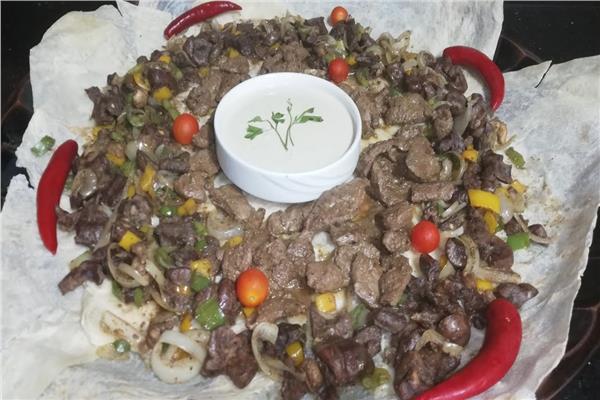 حلويات اللحوم .. وجبة أساسية على موائد الجميع في عيد الأضحى