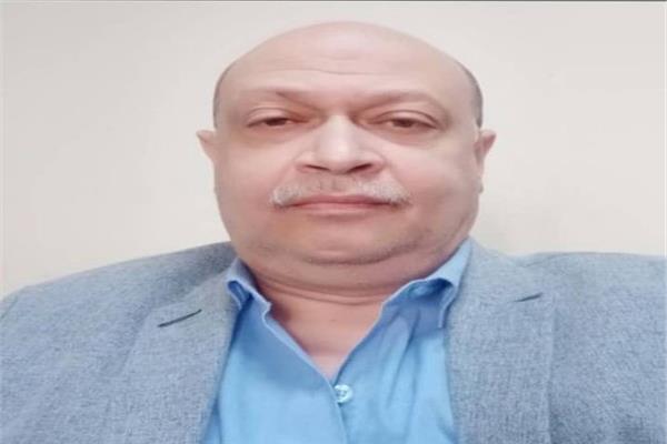  الدكتور أيمن محروس رئيس الإدارة المركزية للصحة العامة