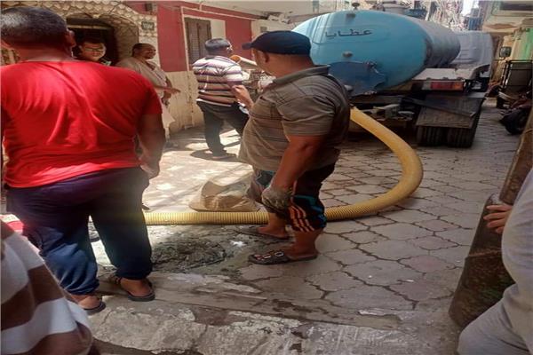 تطهير خطوط الصرف الصحي