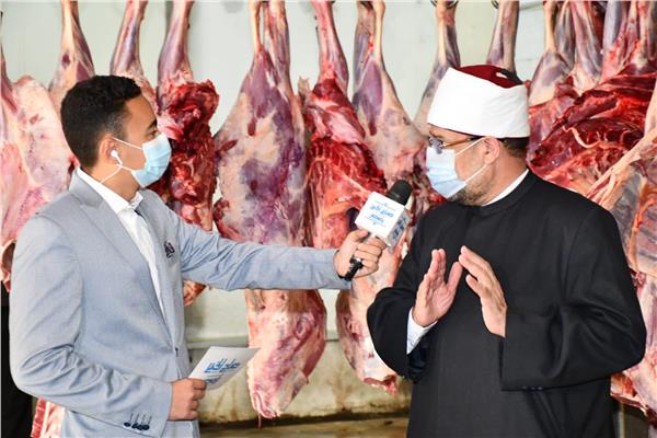 وزير الأوقاف خلال الجولة 