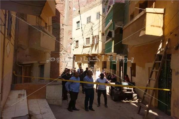  إخلاء منزل بعد تصدعه
