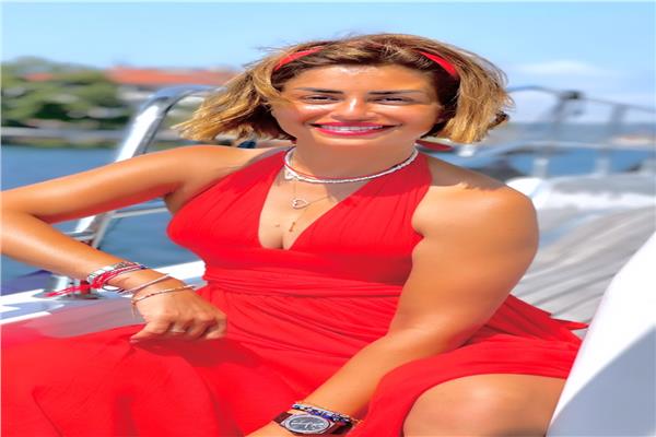 الفنانة منة فضالي 
