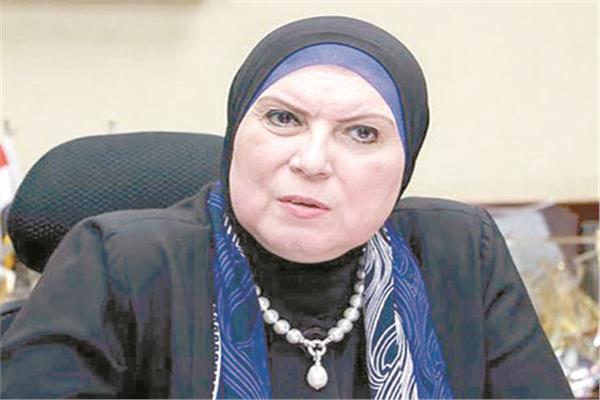 نيفين جامع وزيرة التجارة و الصناعة