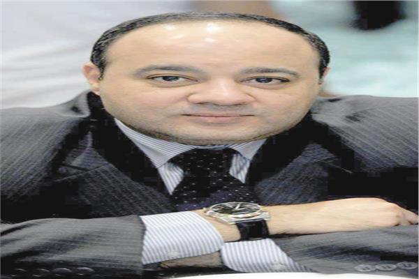 الكاتب الصحفى أحمد جلال