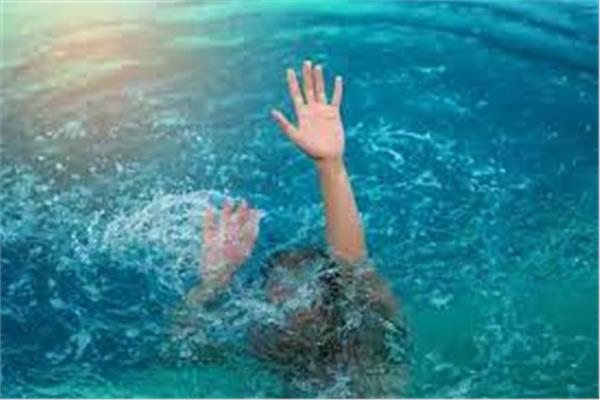 أم تضحي بحياتها ..صورة أرشيفية