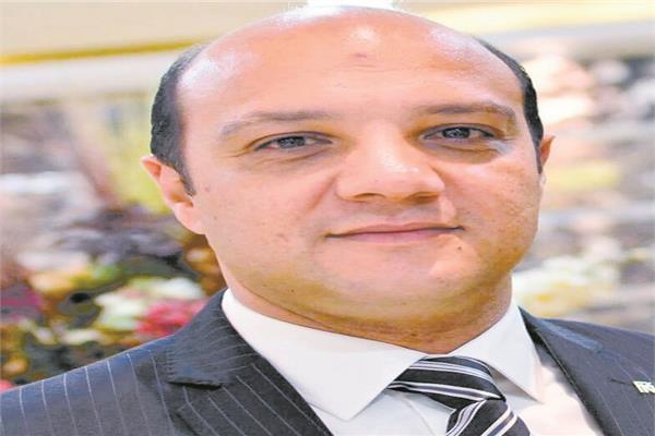 إيهاب أمين