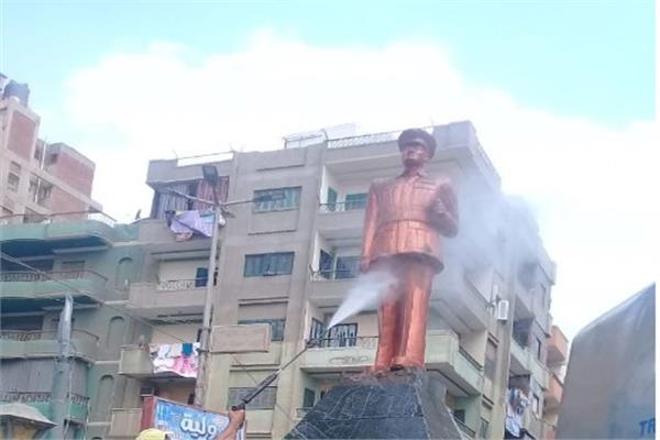  تمثال أول رئيس لمصر يتجمل 