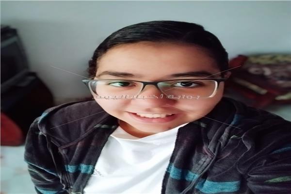  نوران محمد حسن عباس الاولى  على  الدبلومات الفنية نظام الثلاث سنوات