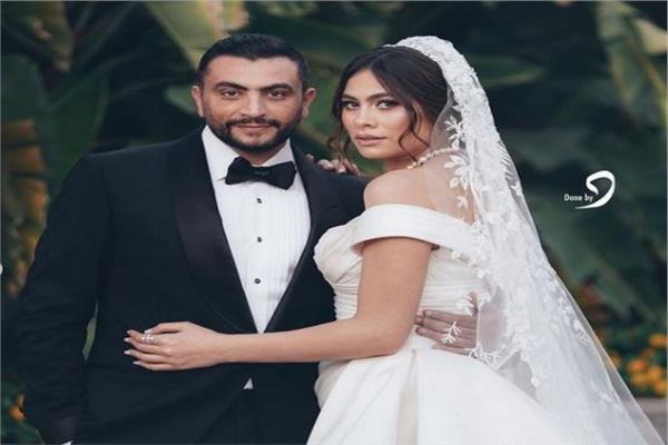 هاجر أحمد وزوجها