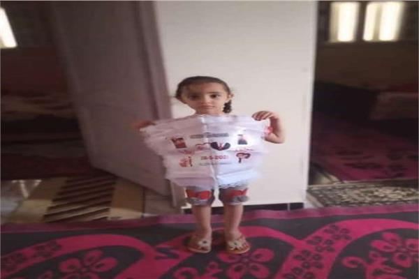 الطفلة «سجدة» 