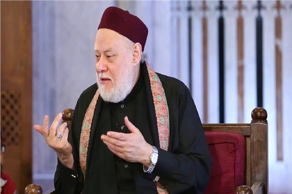 الدكتور علي جمعة عضو هيئة كبار العلماء بالأزهر الشريف