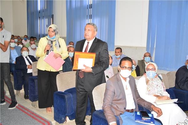خلال اجتماع موسع مع كافة الأجهزة المعنية
