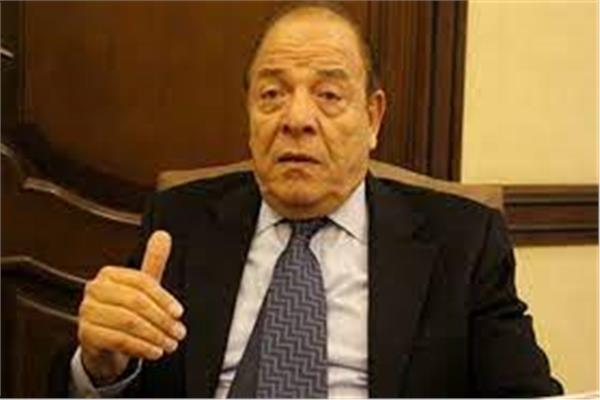 الدكتور سمير عارف رئيس جمعية مستثمرى العاشر من رمضان