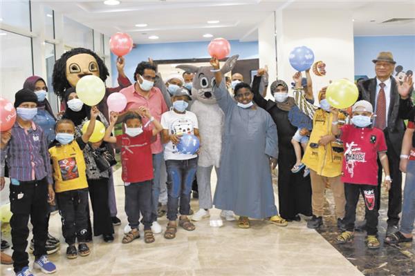 جانب من الفعاليات الترفيهية بمستفى الأورمان لمرضى سرطان الأطفال