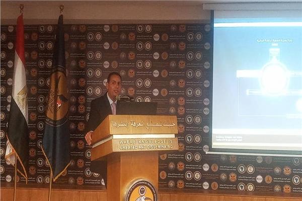  جانب من المؤتمر الصحفي الخاص بافتتاح مجمع المعرفة للثقافة المالية