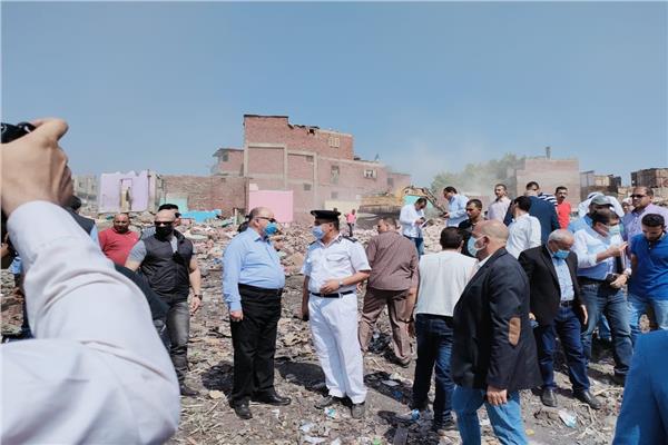 ازالة منطقة عزبة أبو قرن