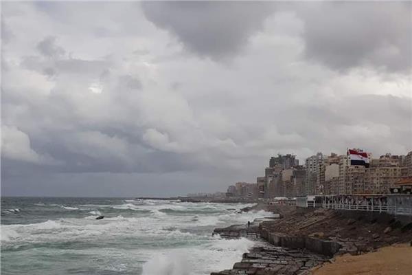 توقعات بأمطار متوسطة على جنوب البحر الأحمر اليوم وغدًا
