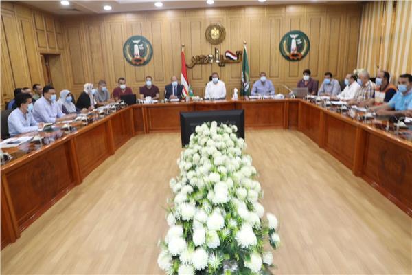 قبول طلبات المواطنين للتصالح في مخالفات البناء في الريف بالمنوفية