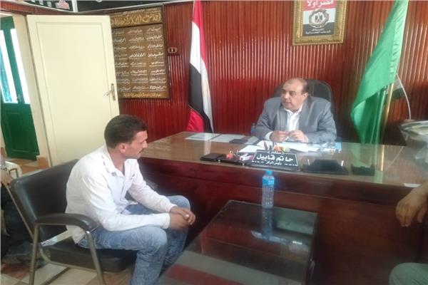 محافظ الدقهلية يتصل بمواطن حاول الانتحار و يكلف رئيس مركز  الجمالية ببحث حالته .