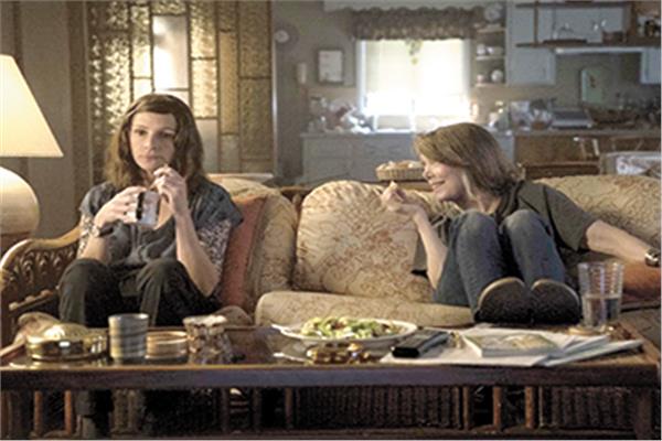 ■ مشهد من مسلسل «Homecoming»