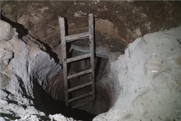التنقيب عن الآثار