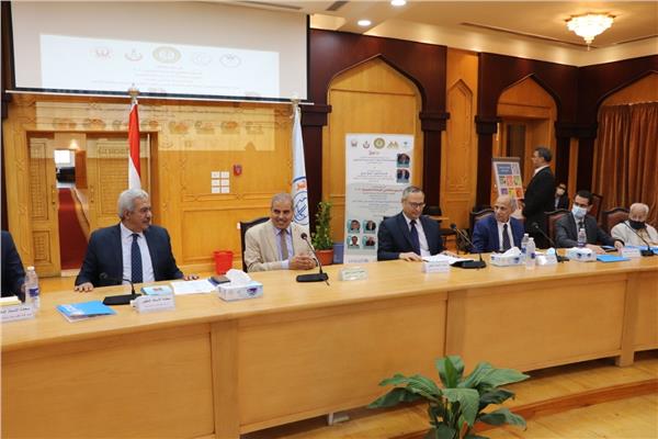 جامعة الأزهر تؤكد دعمها لجميع المبادرات الرئاسية " حياة كريمة" 