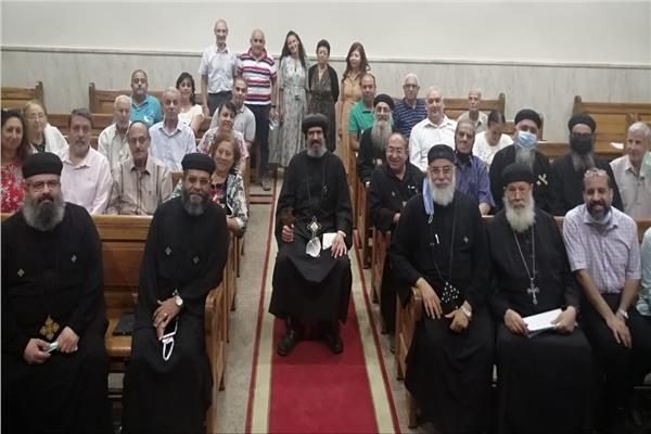 الانبا انجيلوس يعقد اجتماعا لتطوير دور الإيواء 