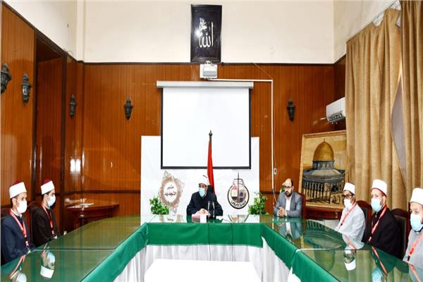  برنامج " الإمام المفكر "