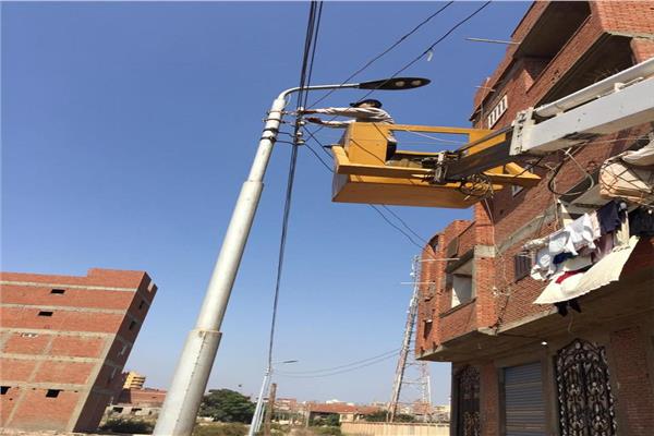 إصلاح 50 كشافا وتركيب 7 آخرين بكفر الزيات