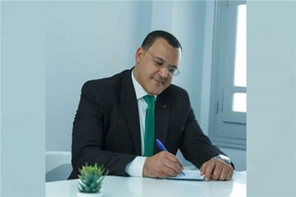 الدكتور إسماعيل الحفناوي وكيل وزارة الصحة بالسويس