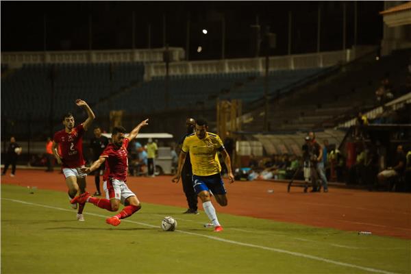 جانب من لقاء الاهلي والاسماعيلي