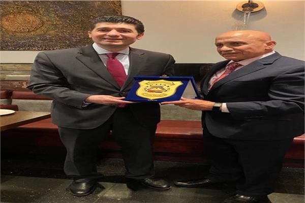  تكريم القنصل وليد عثمان بمناسبة انتهاء فترة عمله