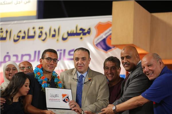 مجلس الشمس يكرم أحمد أسامة الجندي البطل الأوليمبي