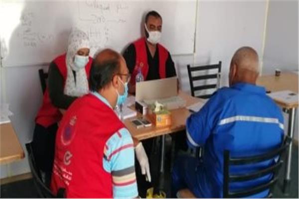 تطعيم المواطنين بلقاح كورونا