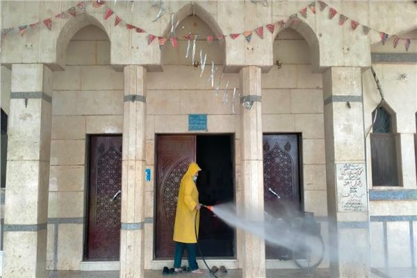 حملات تعقيم وتطهير مستمرة لدور العبادة والمنشأت الخدمية بأسيوط لمواجهة فيروس كورونا