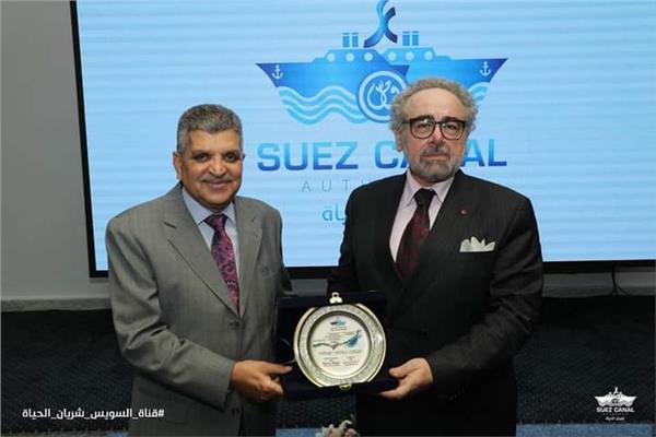 أسامة ربيع رئيس هيئة قناة السويس