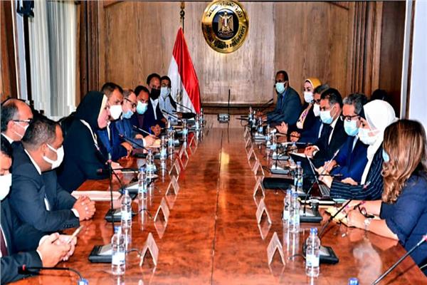 نيفين جامع خلال اللقاء الموسع 