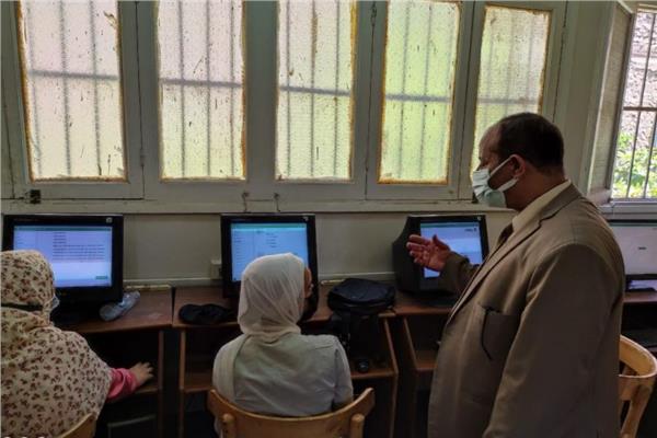 مدرسة المتفوقين بقنا