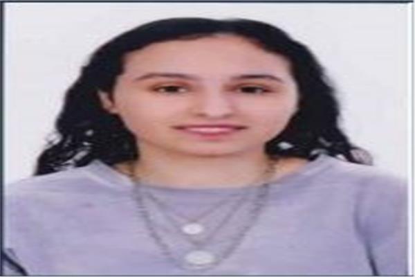 الطالبة جنى وائل محمد العليمي الثاني مكرر ثانوية عامة