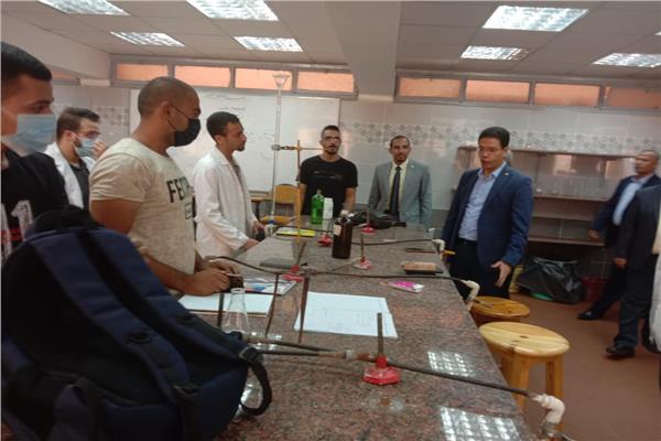  الدكتور ناصر الجيزاوي القائم بعمل رئيس جامعة بنها