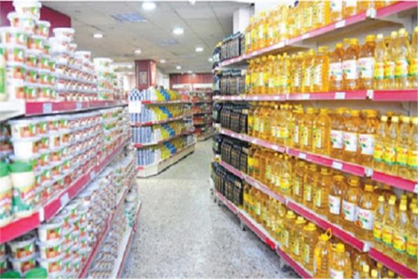 السكر وزيت الطعام - صورة أرشيفية