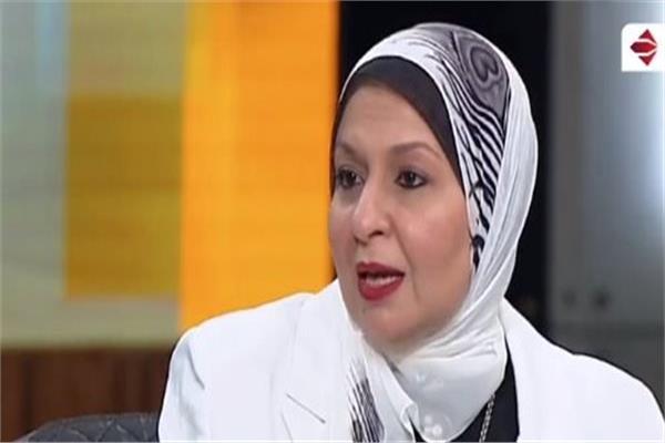 الدكتورة وئام عثمان رئيس قسم العلوم السياسية بجامعة بورسعيد
