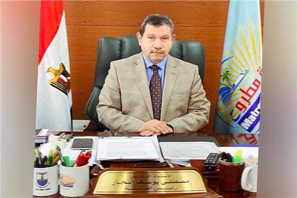 الدكتور مصطفى النجار رئيس جامعة مطروح