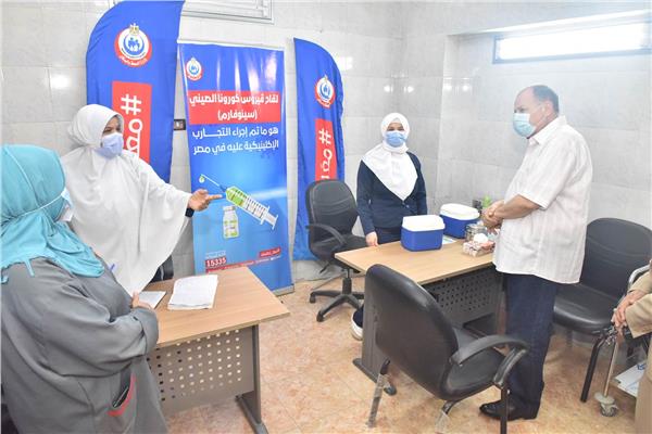 صورة من جولة المحافظ