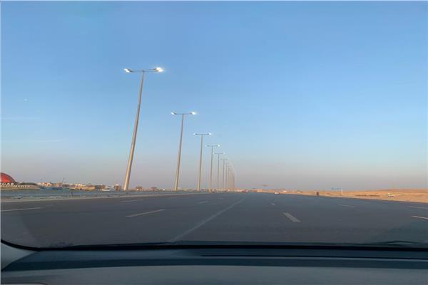 صورة موضوعية من إنارة طريق السويس صباحا 